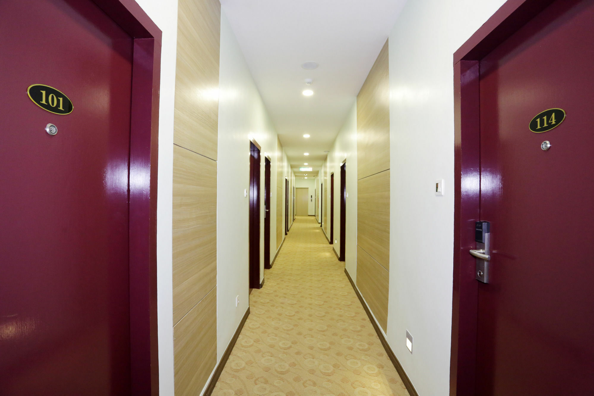 City Garden Hotel タワウ エクステリア 写真